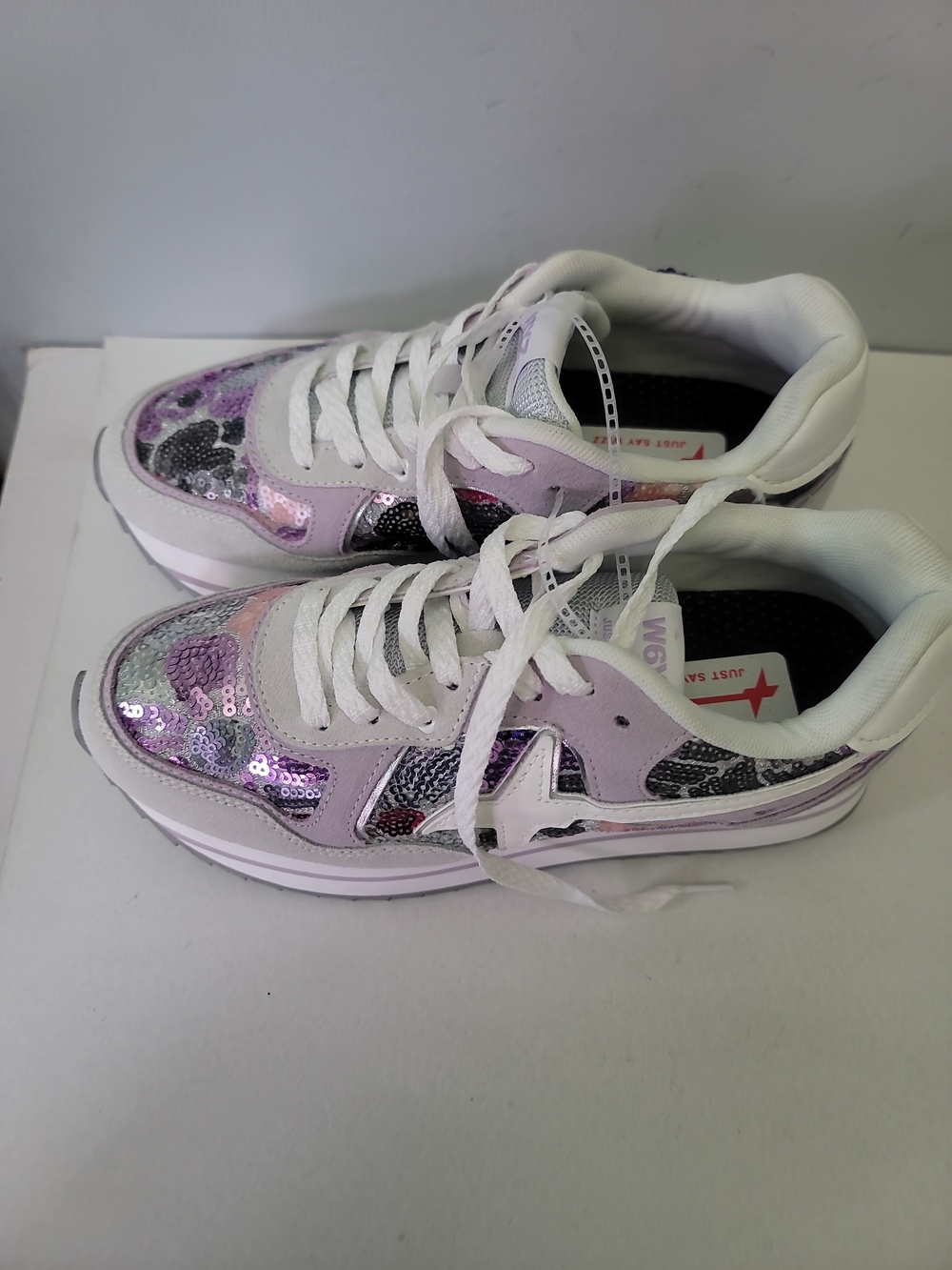 W6YZ Lilac Sequin  Sneakers